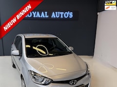 Hyundai i20 - 1.4i i-Motion | AUTO | AIRCO | ELEK.RAMEN | NAP | APK