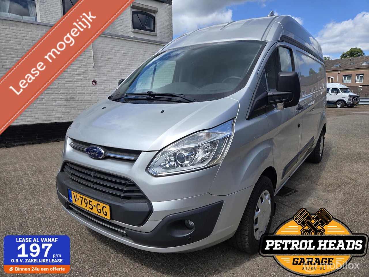 Ford Transit Custom - + Laadplaat L2H2 3p | Lier | Camper? - AutoWereld.nl