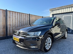 Volkswagen Tiguan - 1.5 TSI ACT Comfortline Business Pano|ACC