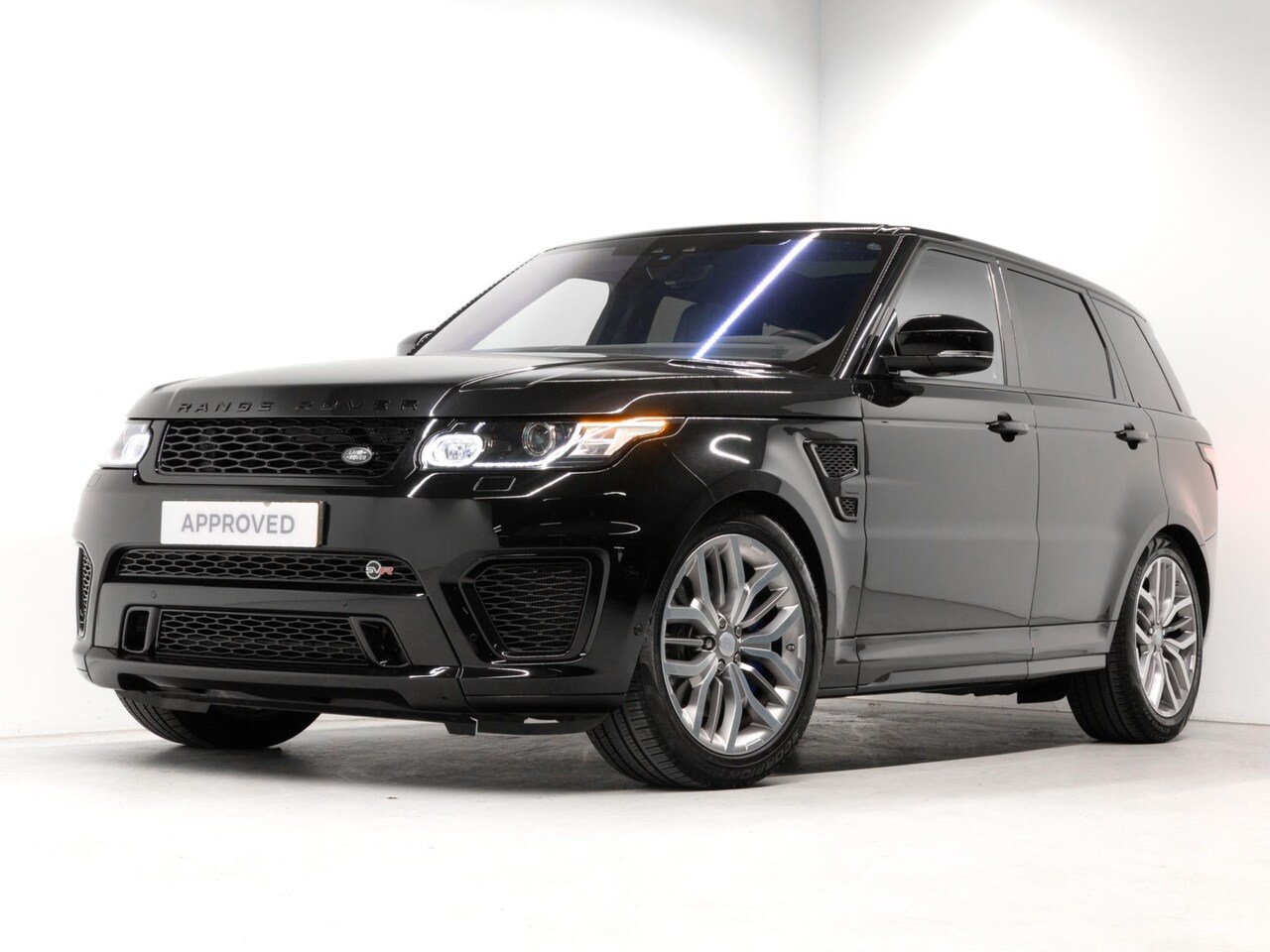 Land Rover Range Rover Sport - 5.0 V8 Supercharged SVR 1 Jaar Garantie! - AutoWereld.nl