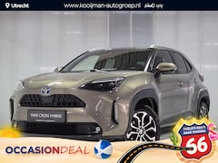 Toyota Yaris Cross - 1.5 Hybrid | Afn. Trekhaak | Treeplanken | Parkeersensoren v+ a | Smart key | Privacy glas