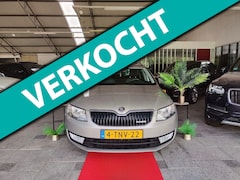Skoda Octavia Combi - 1.6 TDI Businessline NAVI 2014