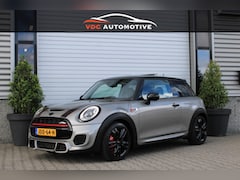 MINI John Cooper Works - 2.0 Chili Melting Silver | 231 PK | Pano | Yours Leder | Comfort Access | Camera | Black T