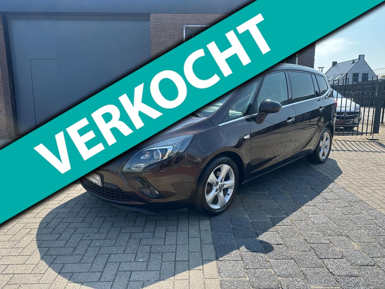 Opel Zafira Tourer - 1.4 Design Edition 7p. Camera Navi - AutoWereld.nl