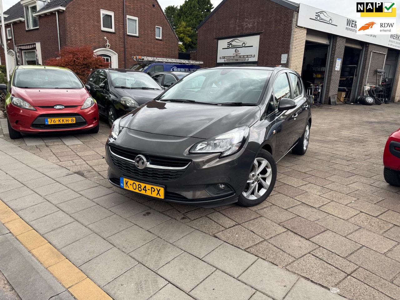 Opel Corsa - 1.4 Business+ RECHTS GESTUURD VELLE OPTIES - AutoWereld.nl