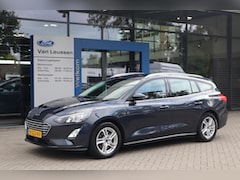 Ford Focus Wagon - BUSINESS TREKHAAK NAVI CLIMA KEYLESS APPLE/ANDROID PARK-SENSOREN 17"LM-VELGEN