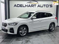 BMW X1 - SDrive18i M Pakket / Navigatie full map / Cruise control / Climate control / etc