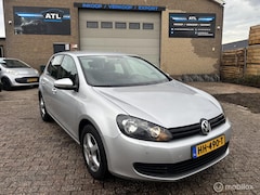 Volkswagen Golf - 1.6 TDI Highline BlueMotion