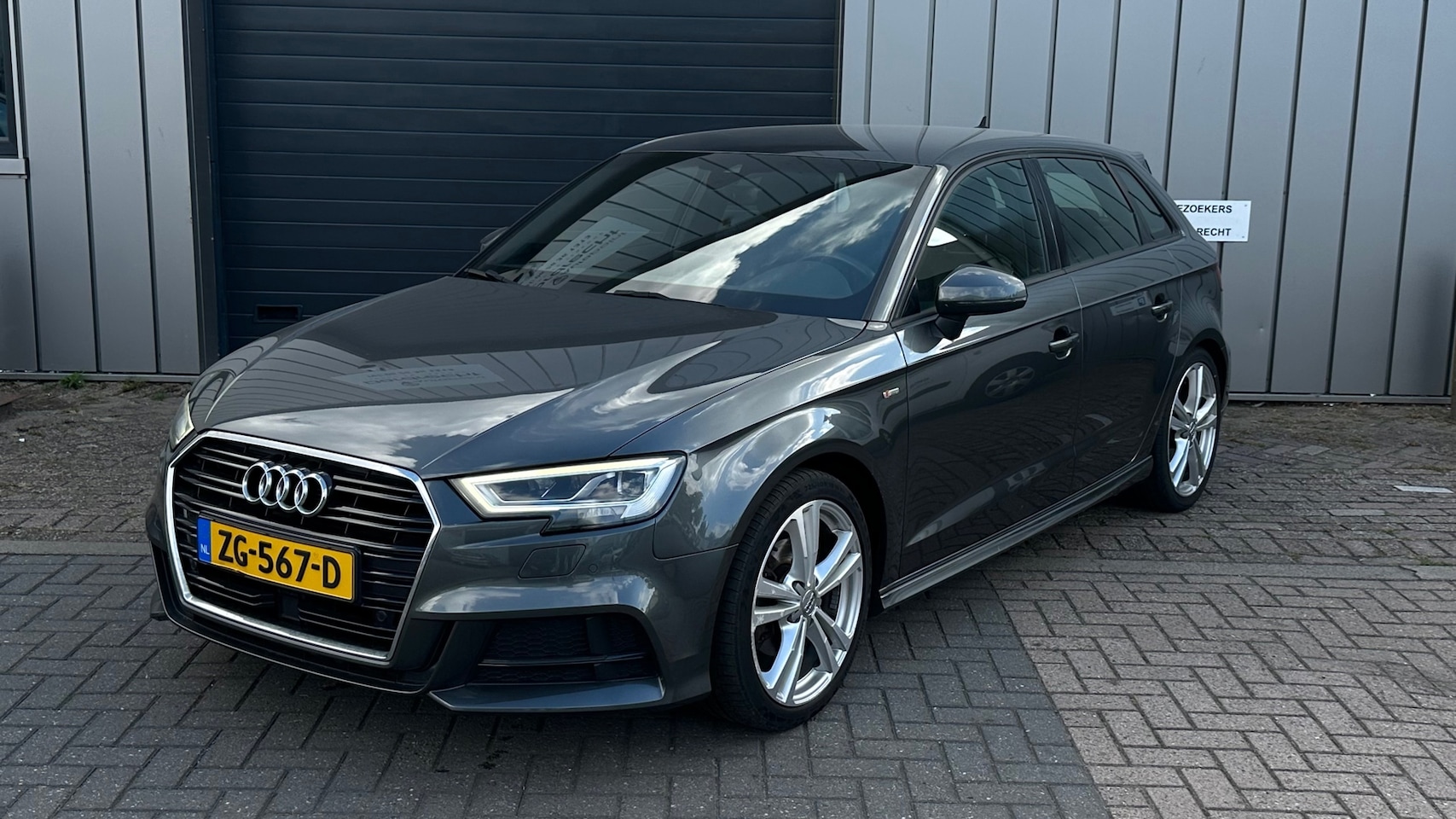 Audi A3 Sportback - 35 TFSI S-LINE STOELVERW/ - AutoWereld.nl