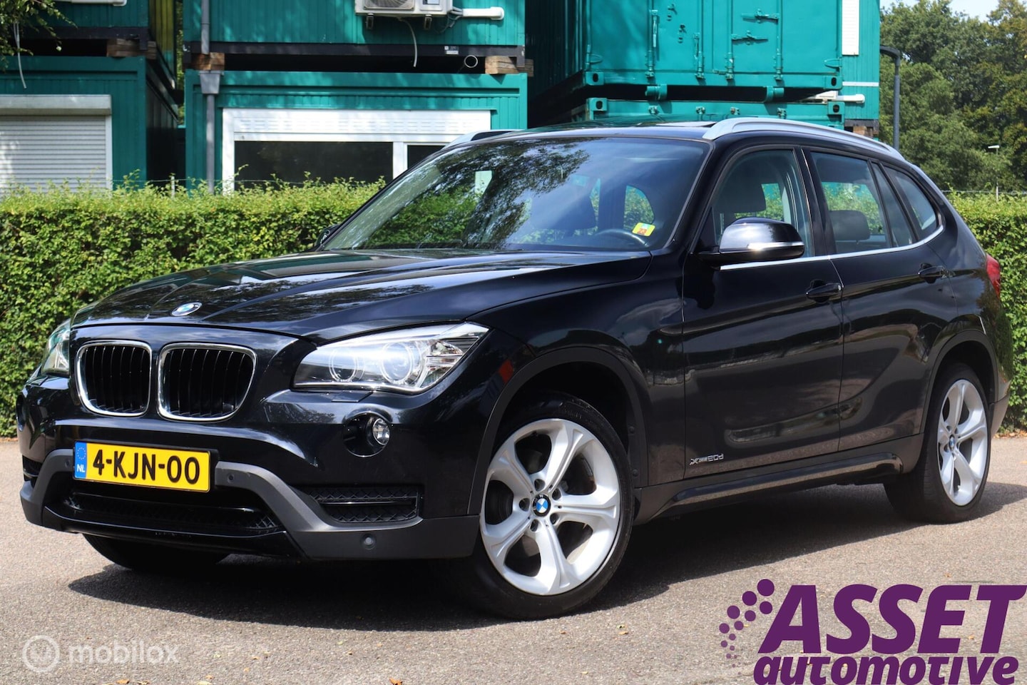 BMW X1 - xDrive20d aut Executive sportstoel | pano | trekhaak - AutoWereld.nl