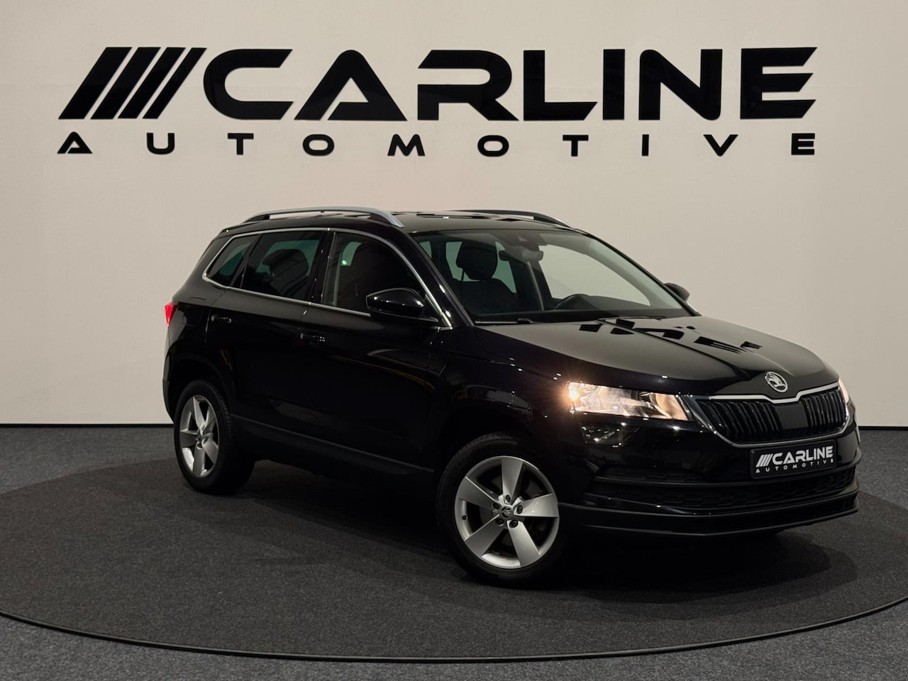 Skoda Karoq - 1.0 TSI Ambition Business DSG ASSIST NAVI CARPLAY CLIMATE GARANTIE NAP APK - AutoWereld.nl