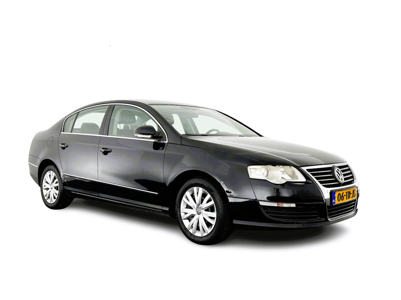 Volkswagen Passat - 2.0 FSI Highline Aut. *NAVI-FULLMAP | LEATHER-ALCANTARA | SPORT-SEATS | ECC | HEATED-SEATS - AutoWereld.nl