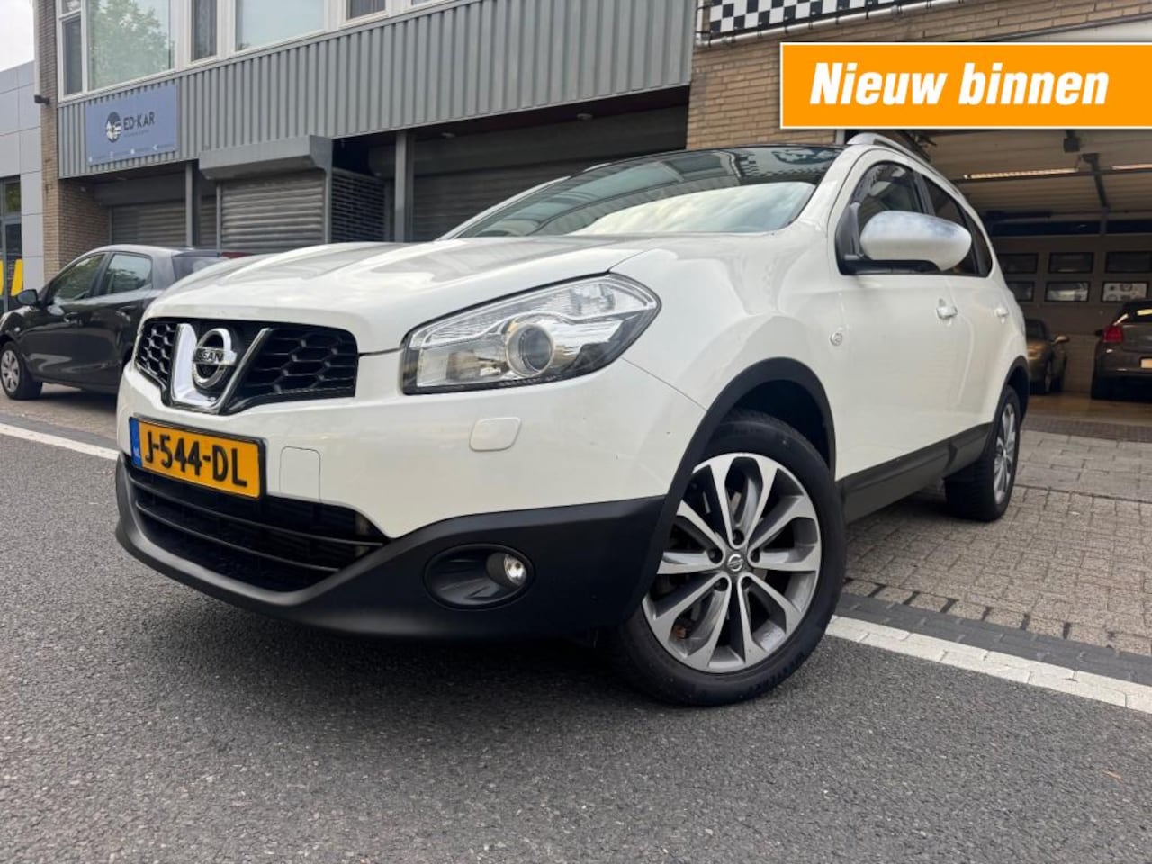 Nissan Qashqai+2 - 2.0 dCi 360 4WD AUT LEER PANO NAVI APK 7-2026 - AutoWereld.nl