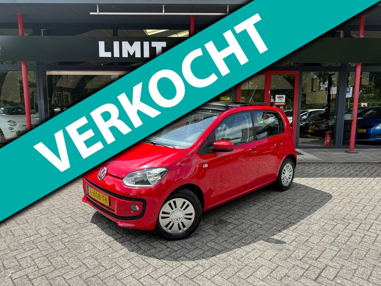 Volkswagen Up! - 1.0 move up! BlueMotion Airco/Pano/St.verwarming/El.ramen/Apk - AutoWereld.nl