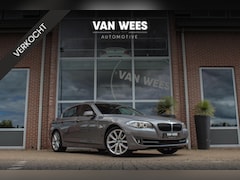 BMW 5-serie - 523i F10 Executive Sedan | 204 pk | Dakraam | M-sportstuur | 19 inch | Navi | Xenon | 6 ci