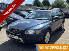 Volvo XC70 - 2.5 T Momentum|Leder|Trekhaak afneembaar|Stoelverwarming|Schuifdak