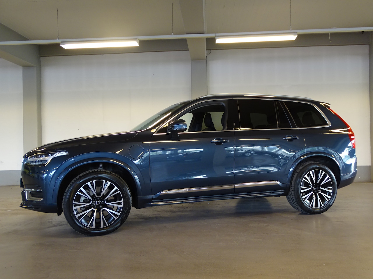 Volvo XC90 - 2.0 T8 Recharge AWD Core Bright | Long Range | Leder | Keyless - AutoWereld.nl
