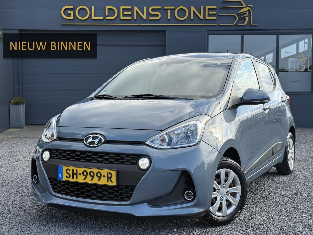 Hyundai i10 - 1.0i i-Premium 1e Eigenaar,Dealer Onderhouden,Navi,Stoelverw,Stuurverw,Clima,Cruise,Lm vel - AutoWereld.nl