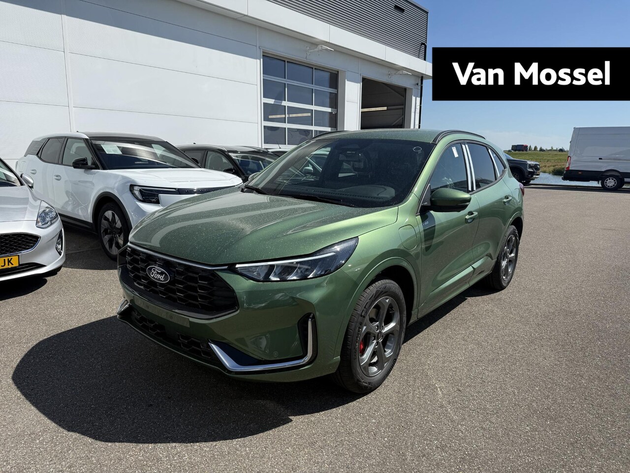 Ford Kuga - 2.5 PHEV ST-Line X €4.000,- Ford Voordeel! | 18'' LMV | Winter Pack | LED | Parkeersensore - AutoWereld.nl
