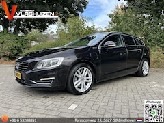 Volvo V60 - 2.4 D6 AWD Plug-In Hybrid Summum | Leder | Pano | Climate | Cruise | Navi | Camera | Stoel