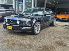 Ford Mustang - USA 4.6 V8 GT Bruut en handgeschakeld