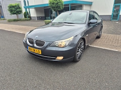BMW 5-serie - 523i 6 cil Business Line Leer Navi Automaat