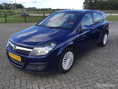 Opel Astra - 1.6 Cosmo Rijd goed