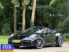 Porsche 911 Cabrio - 3.0 Carrera / Sport Chrono / Bose / BTW