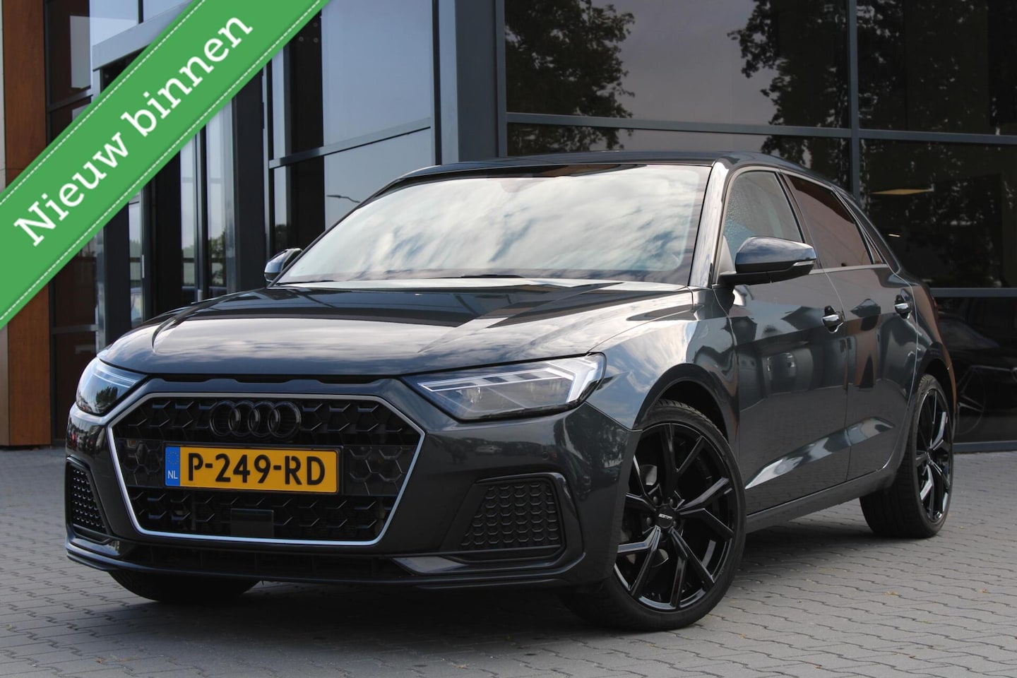 Audi A1 Sportback - 30 TFSI Automaat Edition | LED| Stoelverwarming | Virtual - AutoWereld.nl