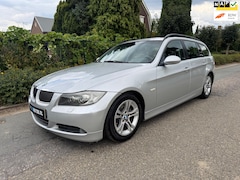 BMW 3-serie Touring - 325i Executive AIRCO / CRUISE / AUTOMAAT / APK 8-2026