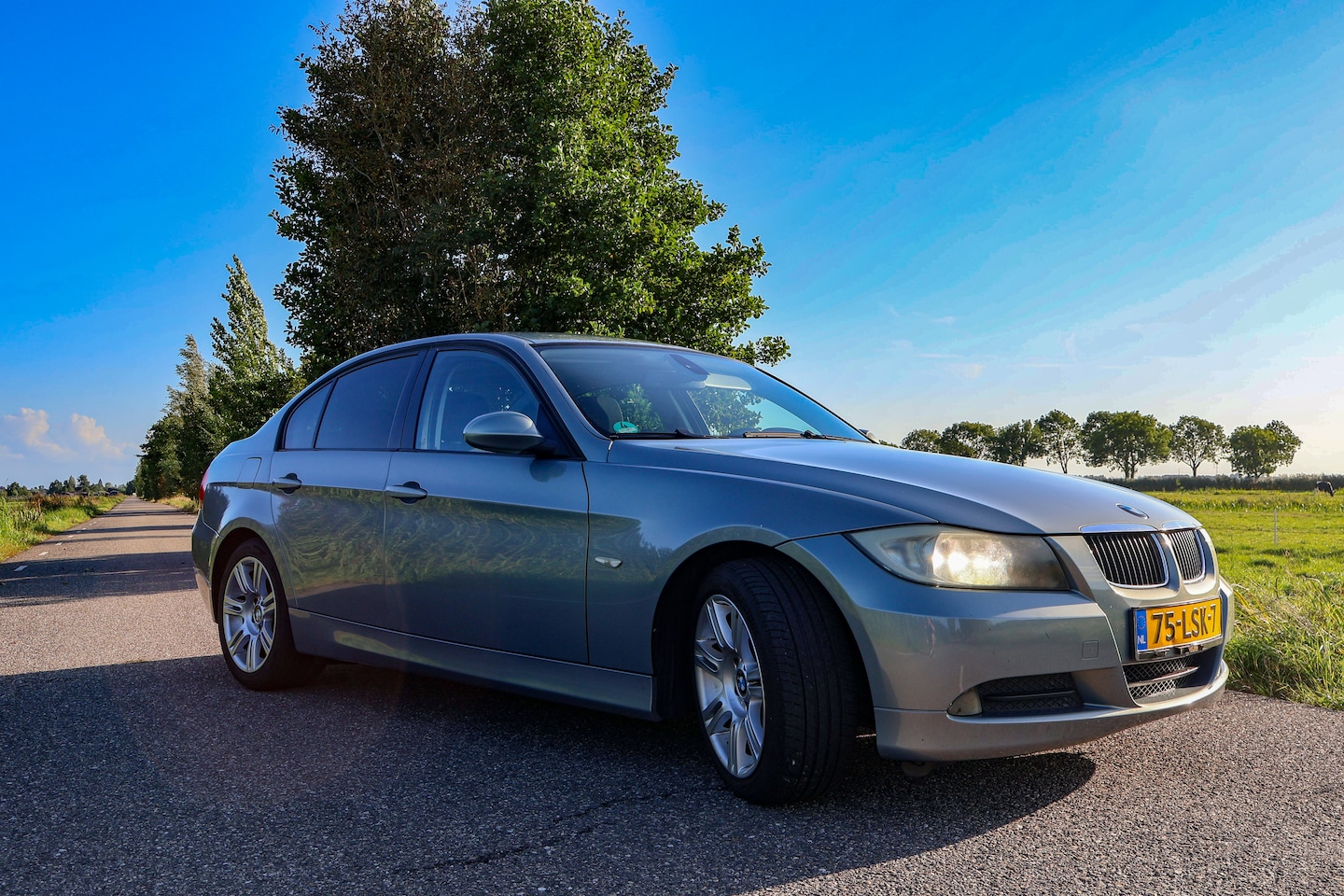 BMW 3-serie - 318i - AutoWereld.nl