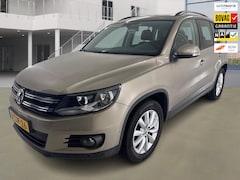Volkswagen Tiguan - 1.4 TSI Comfort&Design Edition 47.825 km +NAP NL