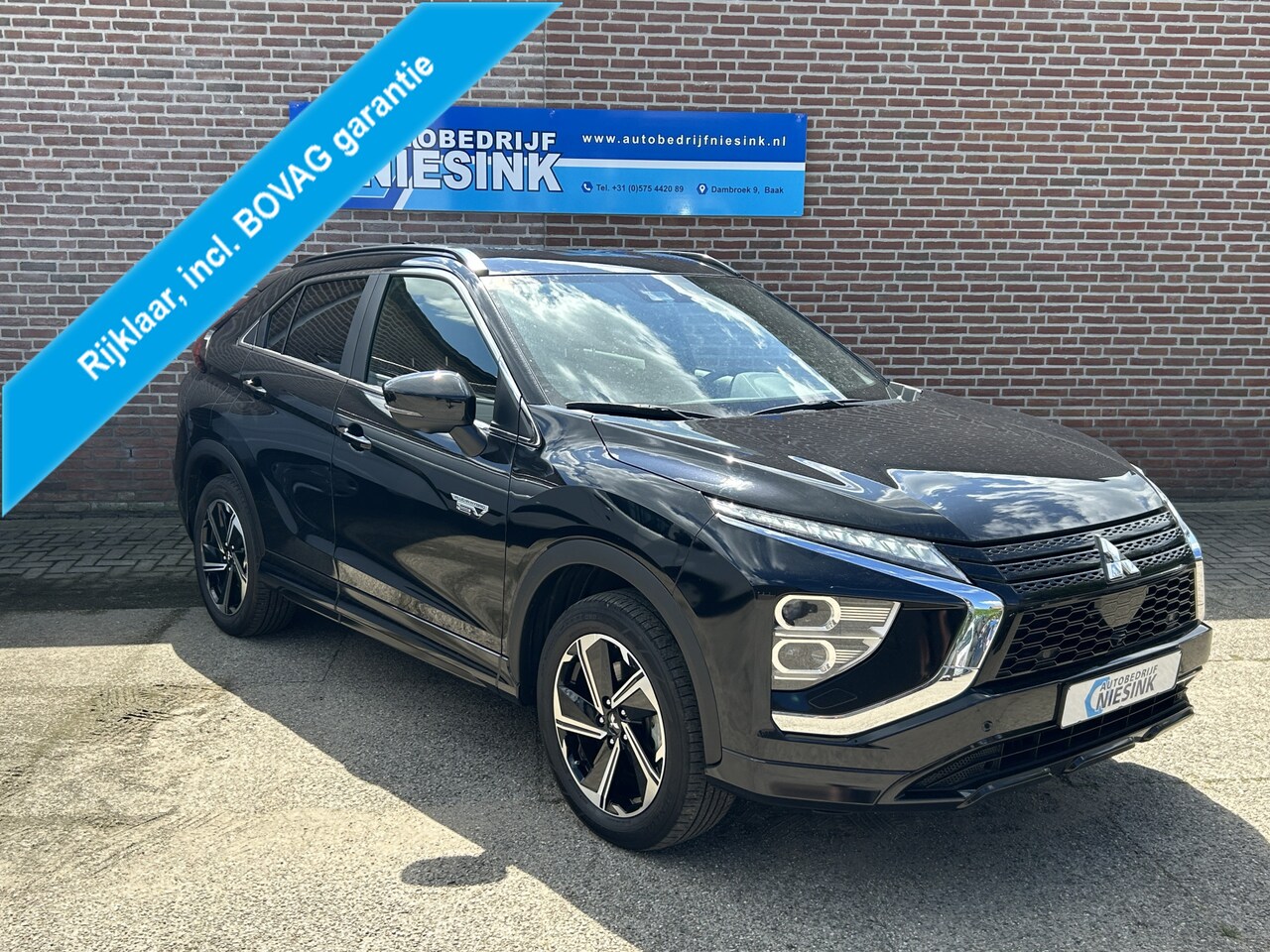 Mitsubishi Eclipse Cross - 2.4 PHEV Black Edition Automaat - AutoWereld.nl