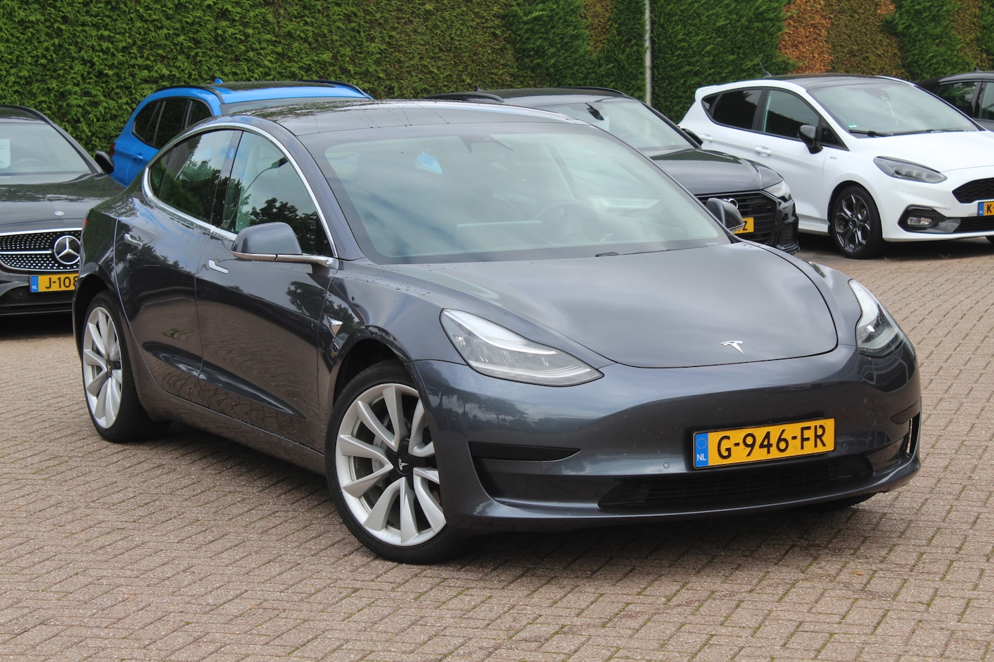 Tesla Model 3 - Standard RWD Plus 60 kWh / Autopilot 2.5 / Panoramadak / Camera / Premium Audio / 19'' / L - AutoWereld.nl