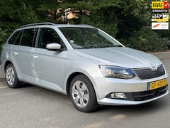 Skoda Fabia Combi - 1.2 TSI Ambition Nieuwe APK | Navigatie | Zeer netjes