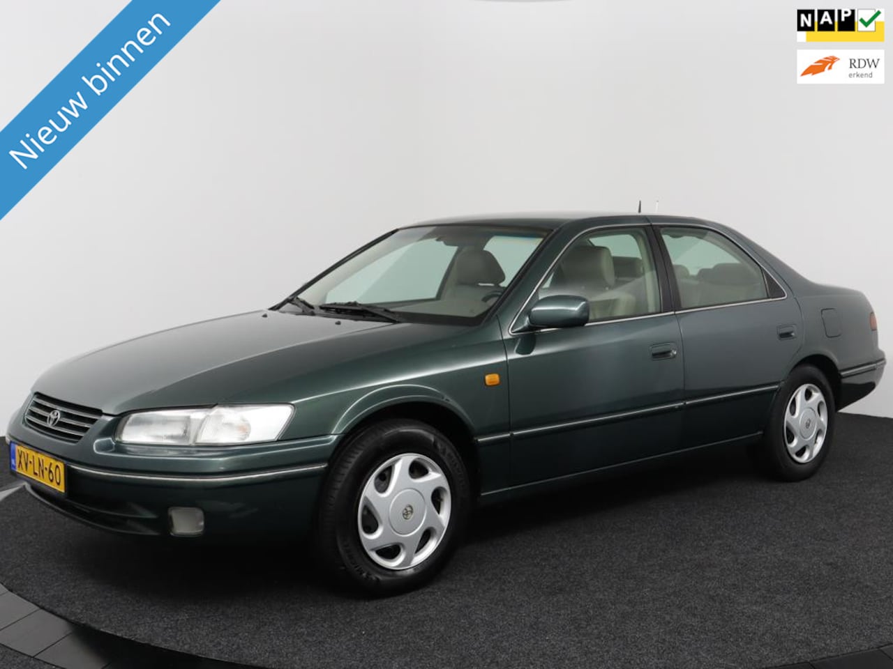 Toyota Camry - 2.2i Executive|4-deurs|Benzine-Lpg-G3 - AutoWereld.nl