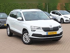 Skoda Karoq - 1.0 TSI Business Edition / Trekhaak / Camera / Navigatie / Keyless / 16'' / Stoelverwarmin
