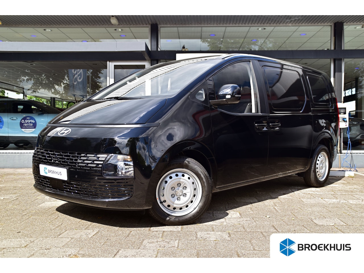 Hyundai Staria - 1.6 T-GDI Hybride Automaat | Snel Leverbaar! | Rijklaarprijs | 11.433,- Registratiekorting - AutoWereld.nl