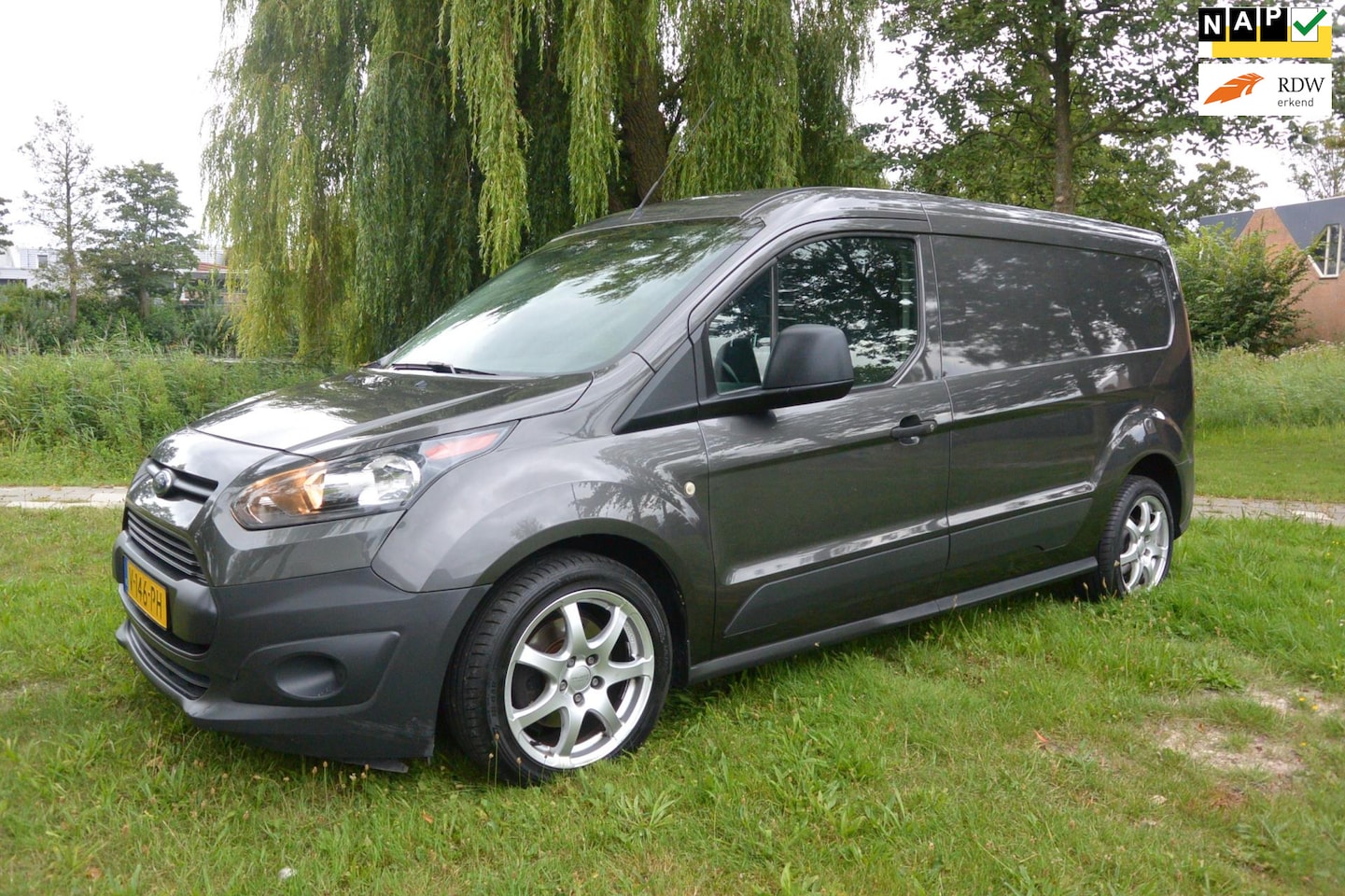 Ford Transit Connect - 1.5 TDCI L2 Economy Edition*airco*cruise*euro6*trekhaak - AutoWereld.nl