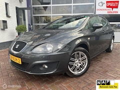 SEAT Leon - 1.8 TFSI Style * AIRCO * TREKHAAK * PDC A * 6 BAK