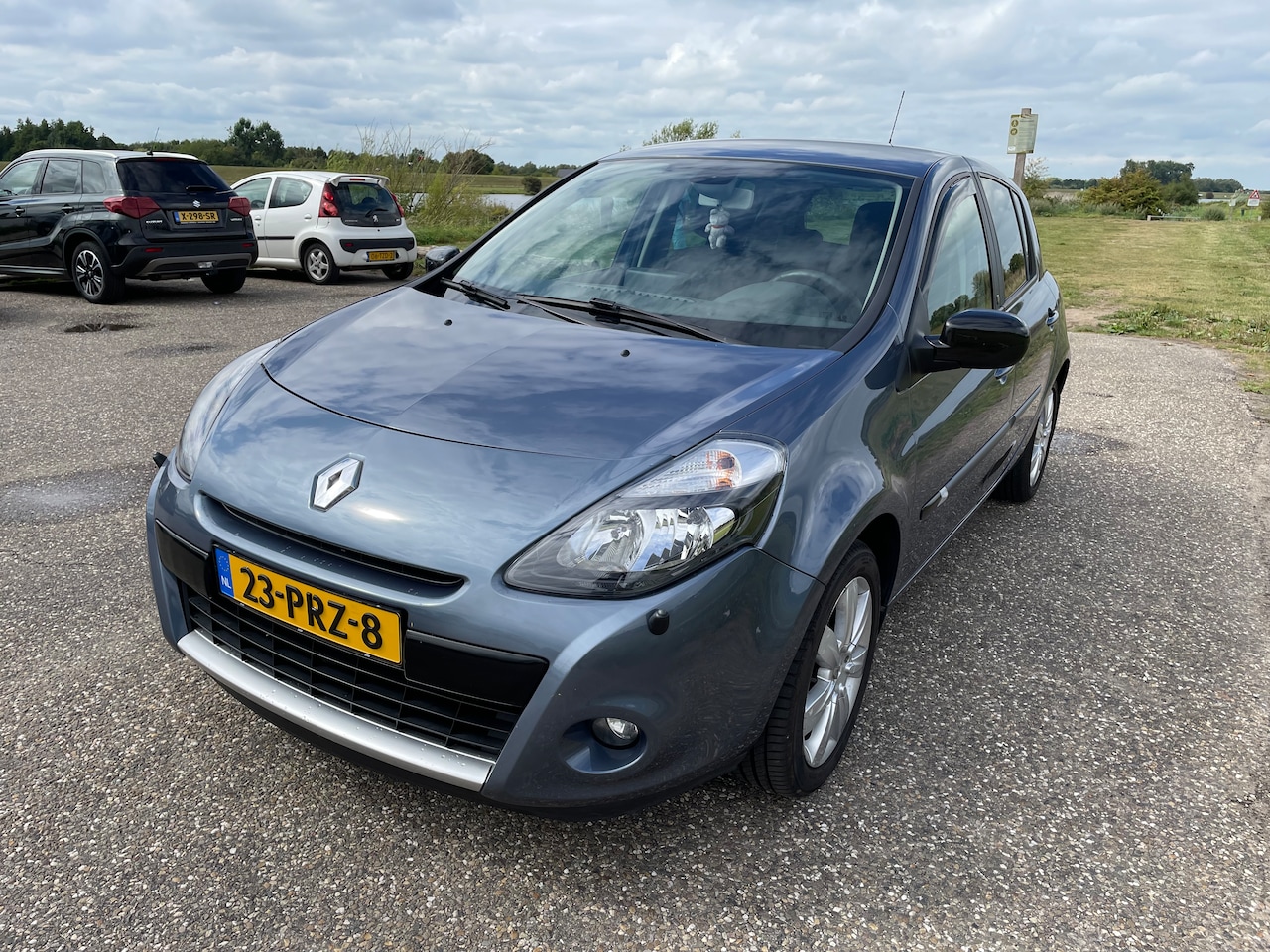 Renault Clio - 1.6 20th Anniversary Cruisecntr ,airco, - AutoWereld.nl