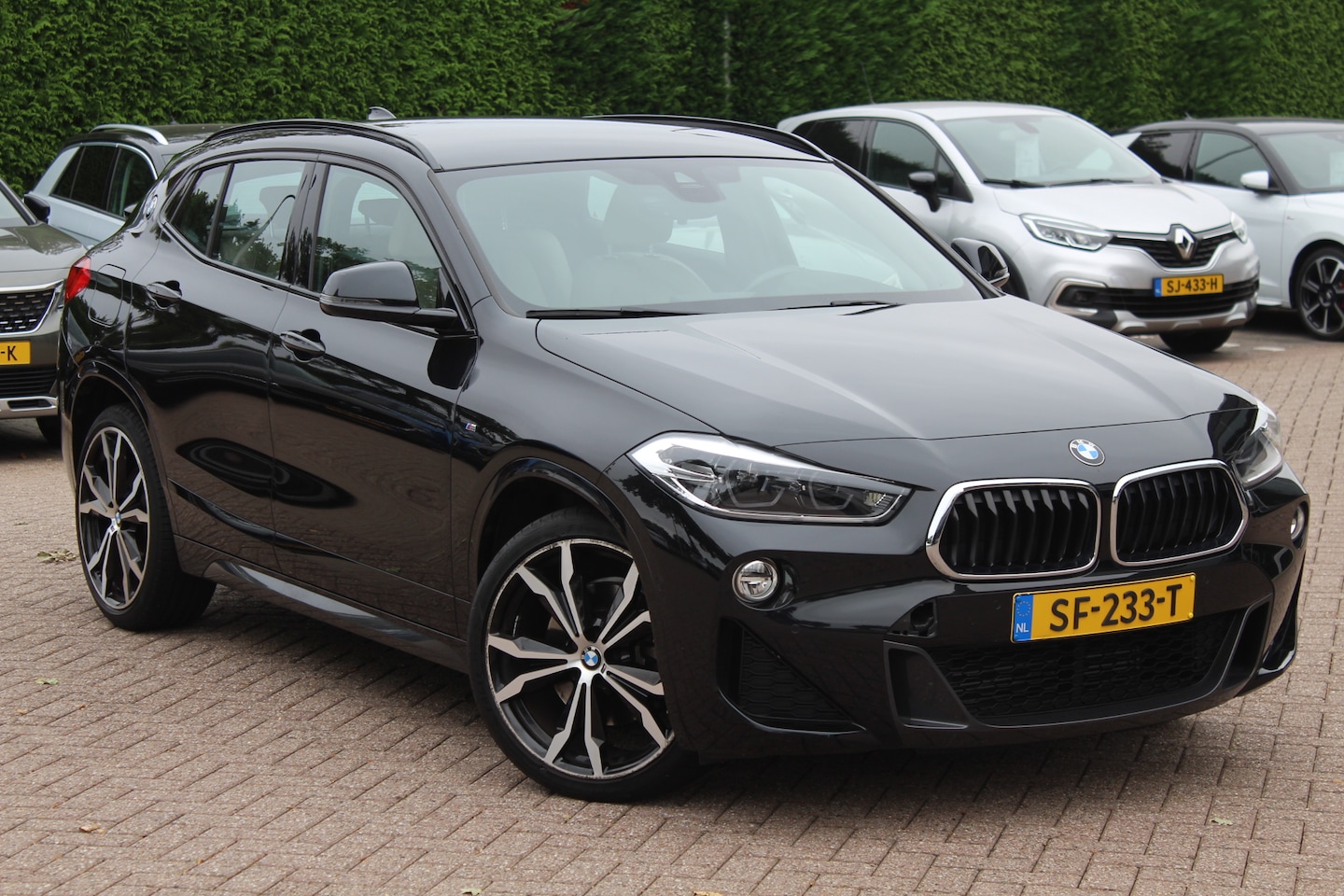 BMW X2 - sDrive20i High Exe. M Sport / Camera / Leder / Head-up / 20'' / Navi. Proff / Stoelverwarm - AutoWereld.nl