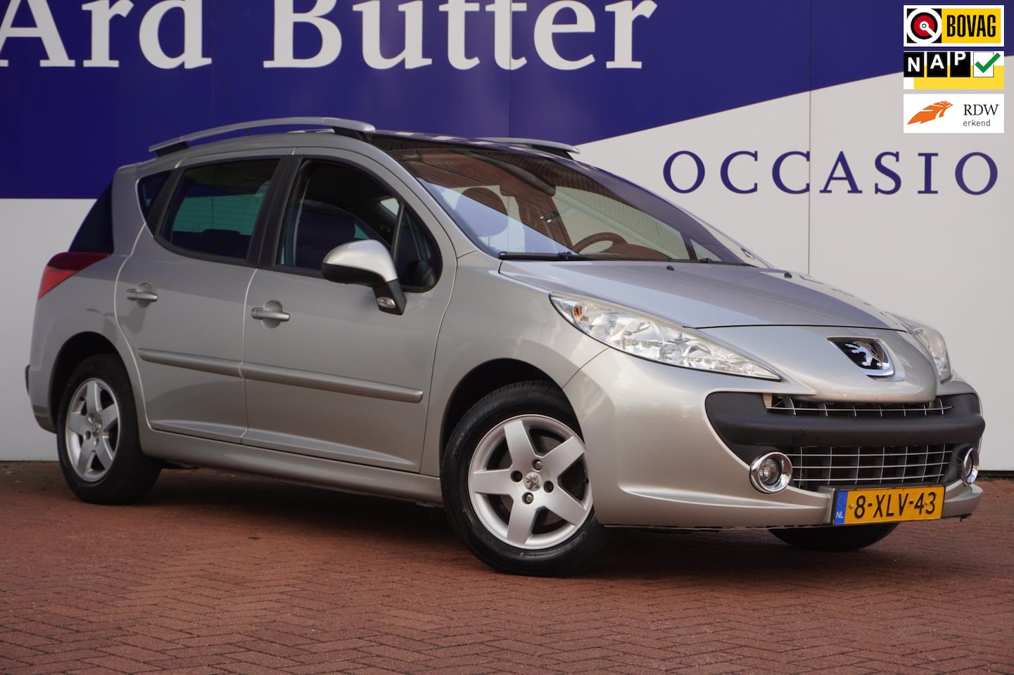 Peugeot 207 SW - 1.4 VTi Sublime+airco+Pano-dak+Nieuwe voorbanden = TOP AANBIEDING !! - AutoWereld.nl
