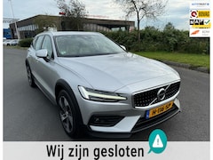 Volvo V60 Cross Country - 2.0 T5 AWD Pro, AUT, 253PK, 1E EIG, GEEN IMPORT, NAP, DEALER OH