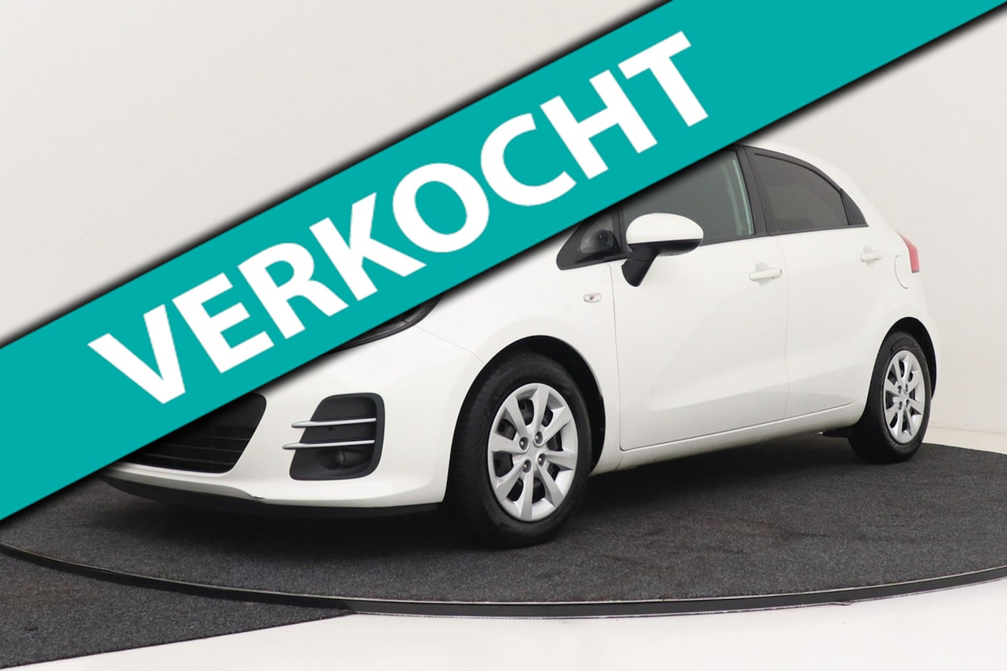 Kia Rio - 1.2 CVVT DynamicLine | NAP | Cruise Control | NAV | Airco | Achteruitrij Camera | - AutoWereld.nl