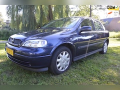 Opel Astra - 1.6-16V Sport*airco*2de eigenaar*weinig km's