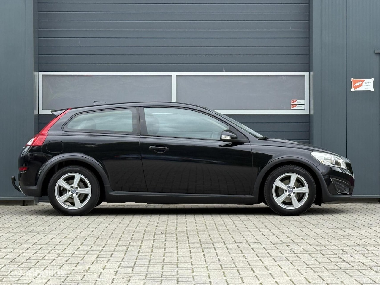 Volvo C30 - 1.6 D2 Advantage Superzuinig 1:20 Dealer Onderhouden - AutoWereld.nl