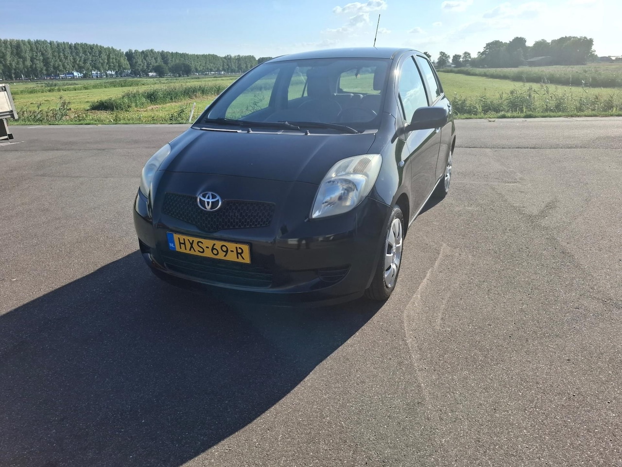 Toyota Yaris - 1.3 VVT-i Terra 1.3 VVTi Terra - AutoWereld.nl