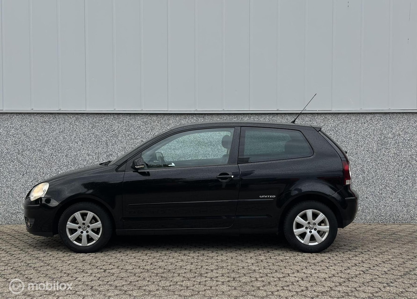 Volkswagen Polo - 1.2 SportLine / Airco / New APK / stoelverwarming/ - AutoWereld.nl