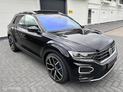 Volkswagen T-Roc - 1.0 TSI Business Panoramadak 19 inch LED